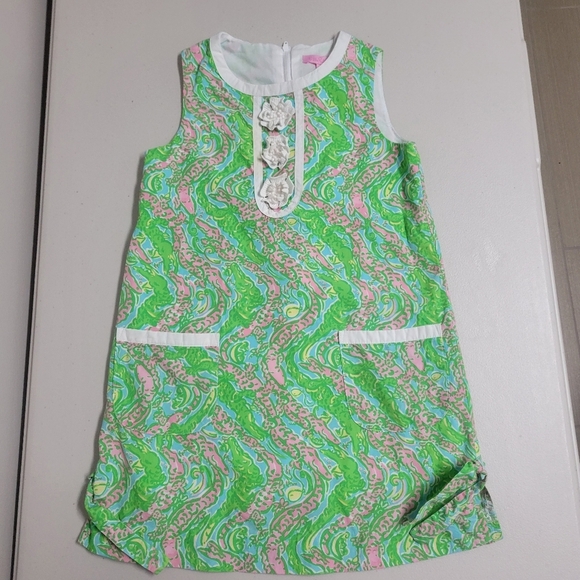 Lilly Pulitzer Green and Pink Sleeveless Girls Dress. - Picture 2 of 12